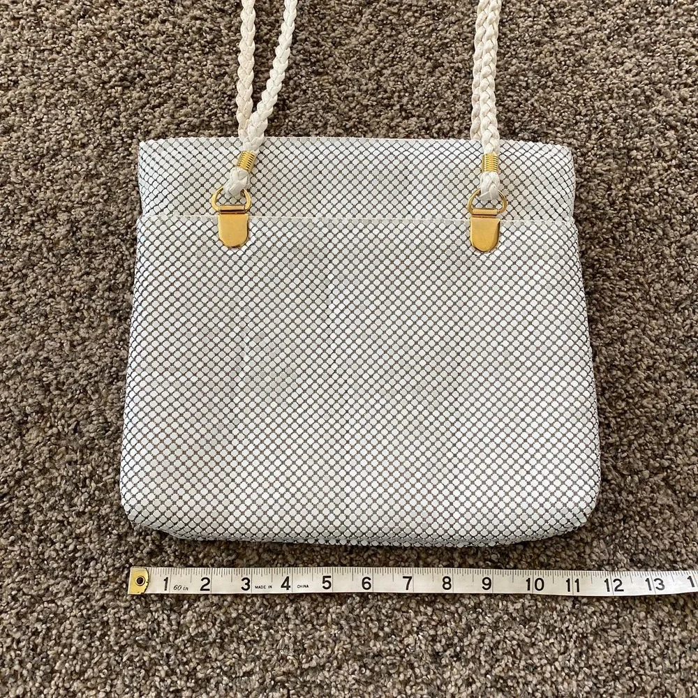 Vintage White Mesh Purse - Picture 4 of 8